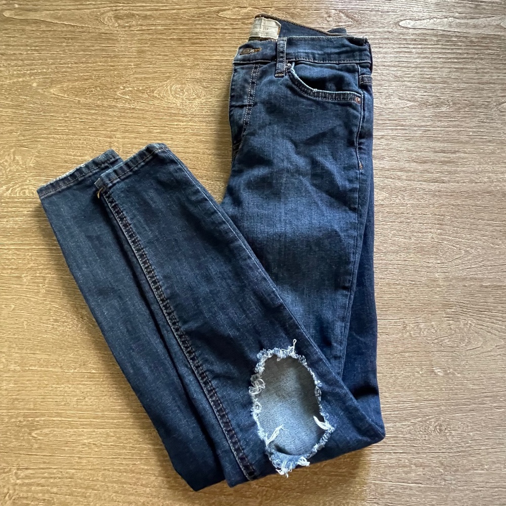 Free People women’s blue jeans